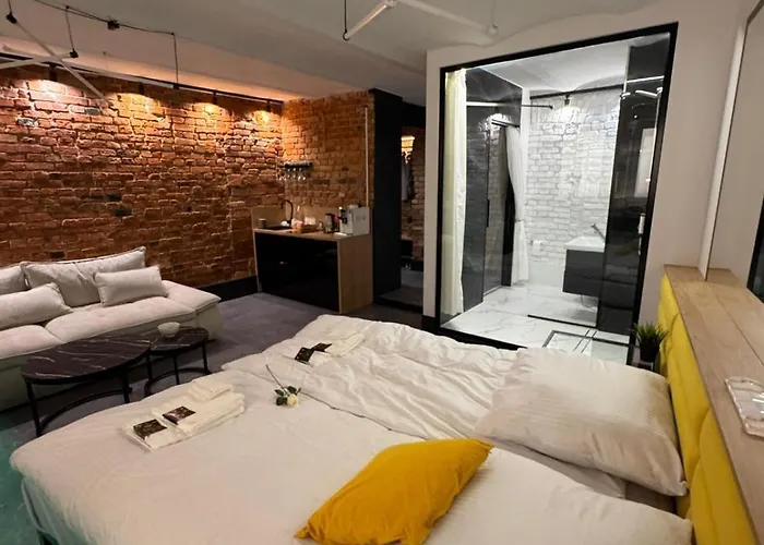 Stay99 Underground 波兹南