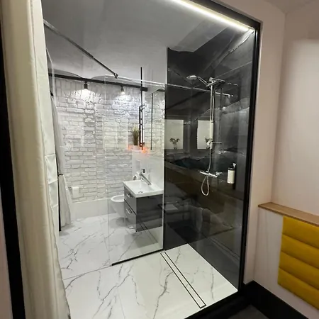 Stay99 Underground * 포즈난