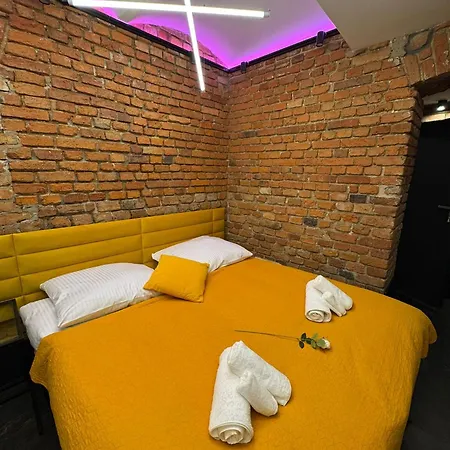 Stay99 Underground 포즈난