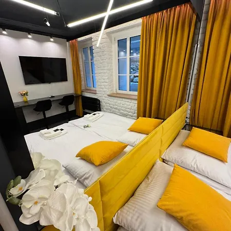 아파트 Stay99 Underground 포즈난