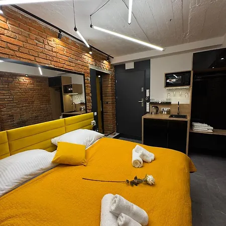 아파트 Stay99 Underground 포즈난